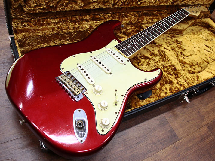 Fender Custom Shop Master Built 65 Stratocaster Relic Dennis Galuszka Candy Apple Red 1