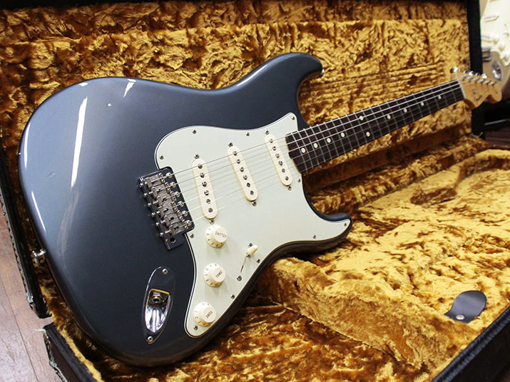Fender Custom Shop 1960 Stratocaster NOS Charcoal Frost Metallic 1