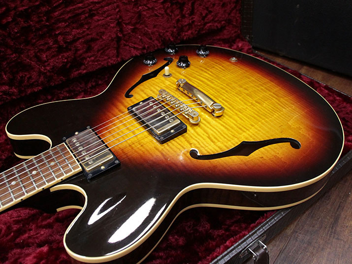Gibson ES-335 Sunburst Custom Shop Edition 2