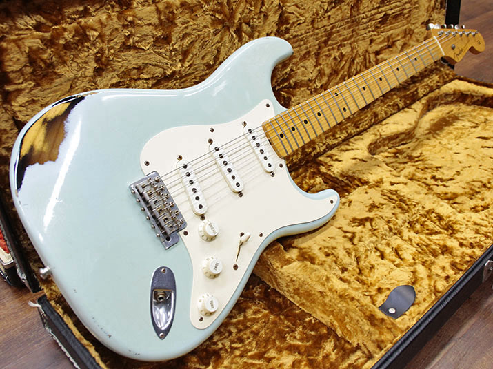 Fender Custom Shop Limited Edition 1956 Stratocaster Relic Multi Layer Sonic Blue 1