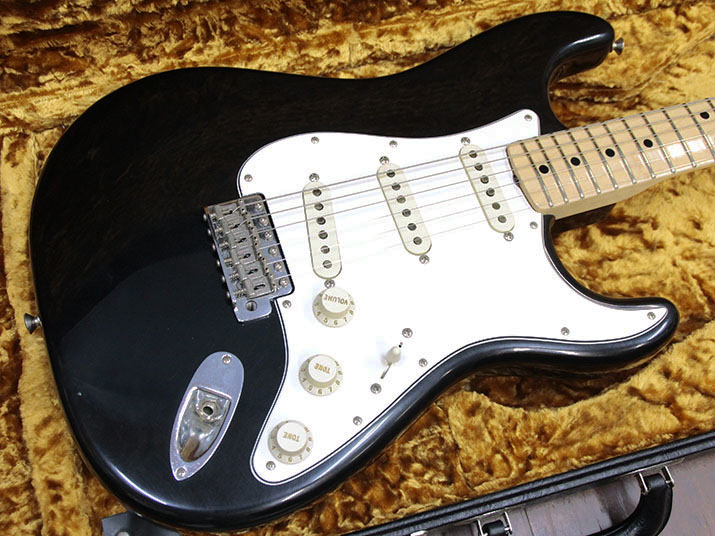 Fender Custom Shop Ritchie Blackmore Tribute Stratocaster 2