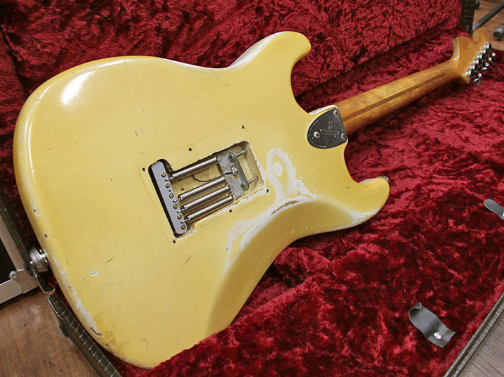 Fender USA Stratocaster '73  Olympic White 3