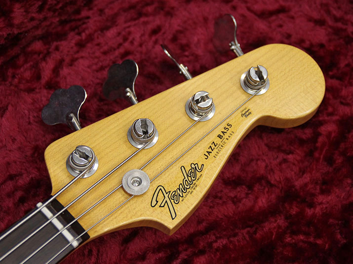 Fender Custom Shop 1962 Jazz Bass Closet Classic Fretless Faded 3-Color Sunburst 6