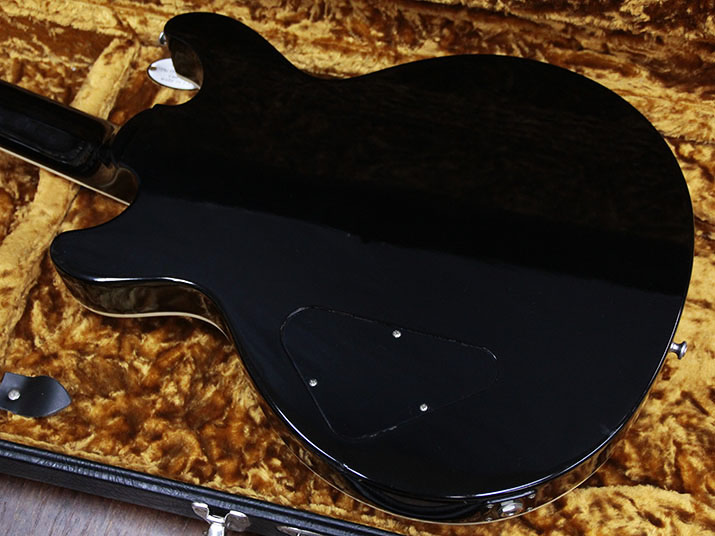 Gibson Les Paul Double Cut Classic Exclusive Ebony 4