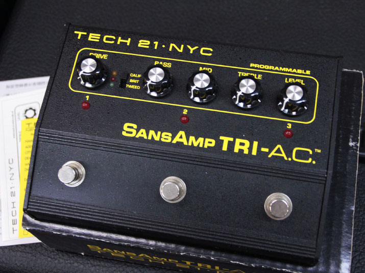 TECH21 Sans Amp Tri-AC 1