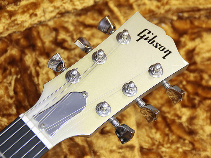 Gibson Guitar of the Month SG Diablo Silver 5