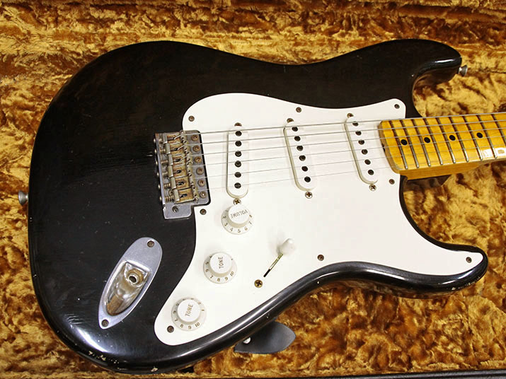 Fender Custom Shop 1956 Stratocaster Heavy Relic Black 2