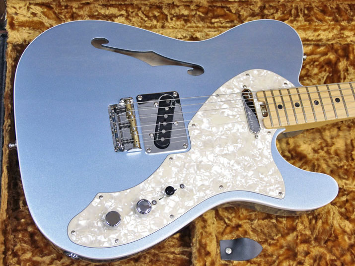 Fender USA American Elite Telecaster Thinline Mystic Ice Blue 2