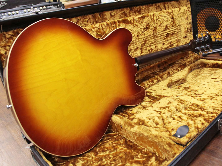 Gibson Custom Shop Larry Carlton ES-335 4