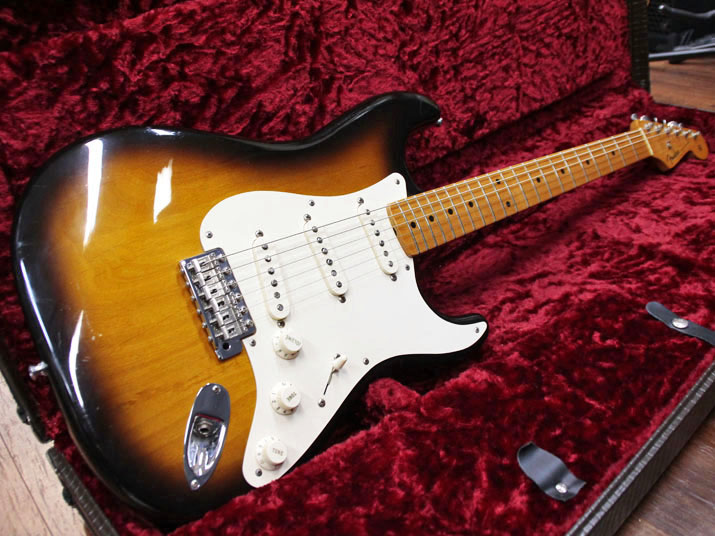 Fender USA American Vintage Stratocaster 1