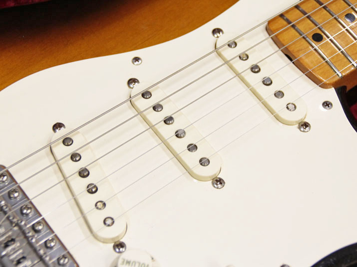 Fender USA American Vintage Stratocaster 2