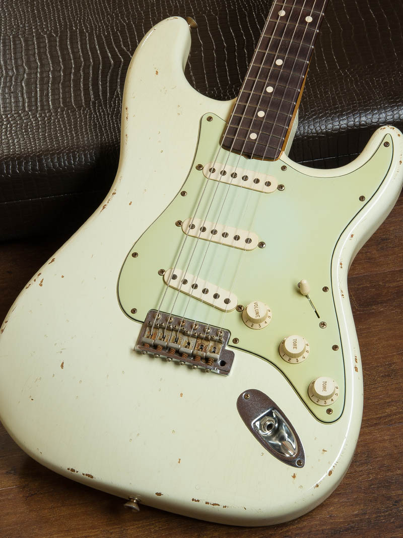 Fender Custom Shop Limited Master Built 1960 Stratocaster Relic O.White Brazilian Rosewood by Dennis Galuszka 3