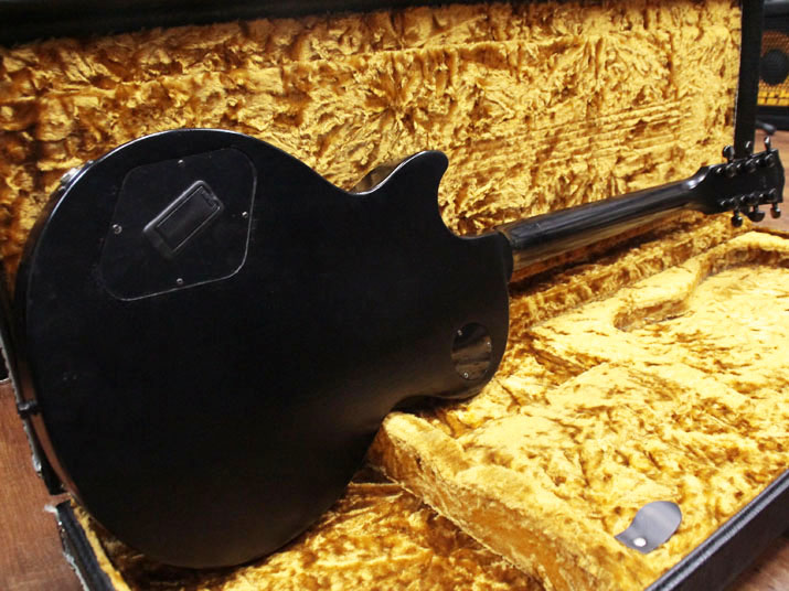 Gibson Les Paul Gothic 2 3
