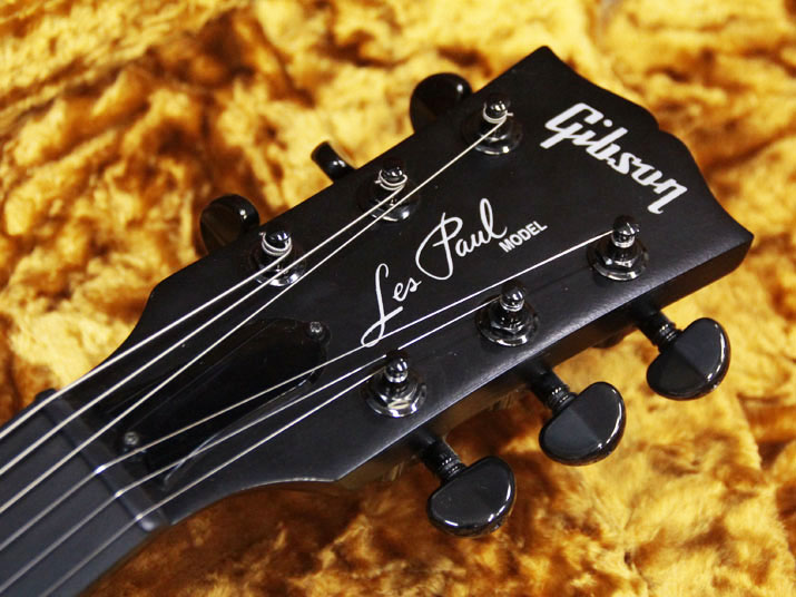 Gibson Les Paul Gothic 2 7