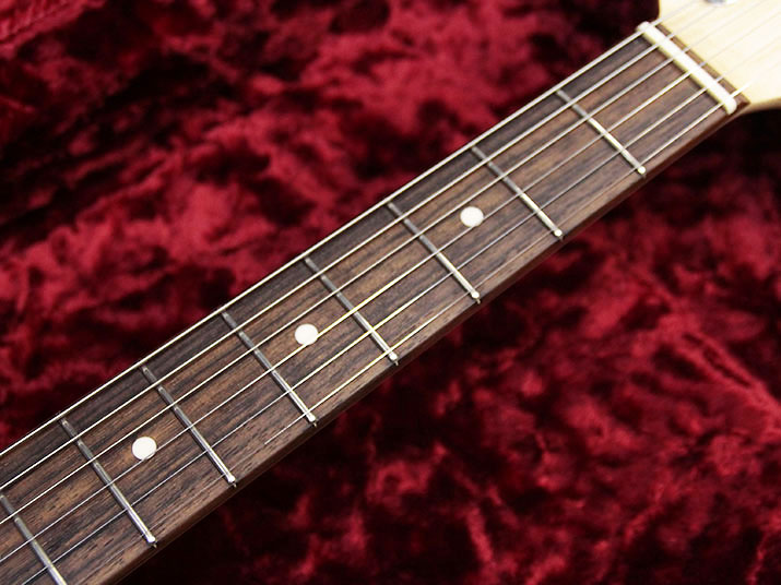 Sadowsky Guitars R3 Pearl White 5