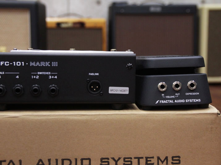 Fractal Audio Systems AXE FX II XL with MFC-101 MK III & EV-1 11