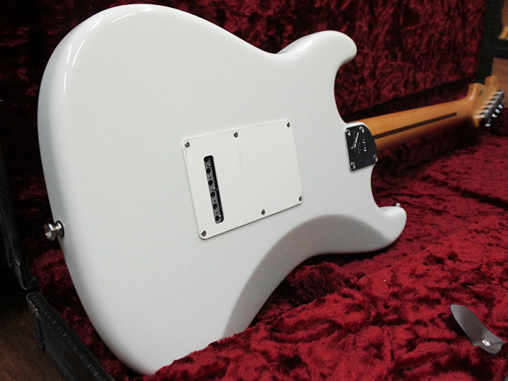 Fender Custom Shop Master Built Jeff Beck Stratocaster Olympic White by Todd Krause　2015 3