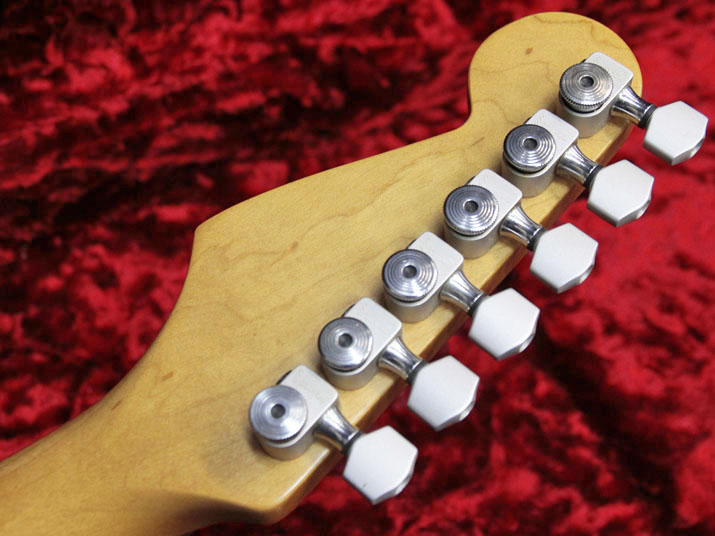 Fender USA Jeff Beck Stratocaster Lace Sensor GOLD SSH Surf Green 8