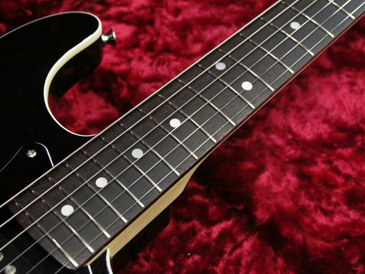 Fender Japan Exclusive Aero dyne Storatocaster Black 6
