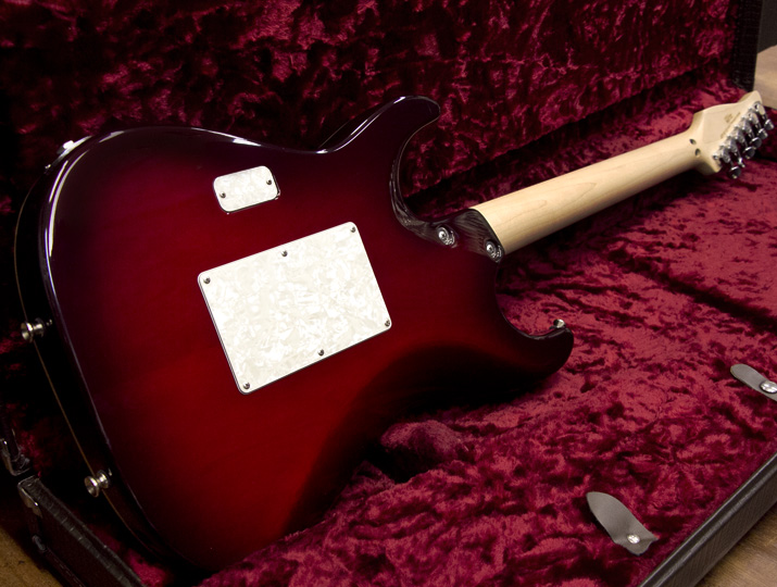 Tom Anderson Drop Top Classic 	Cajun Red to Dark Red Burst with Binding 2