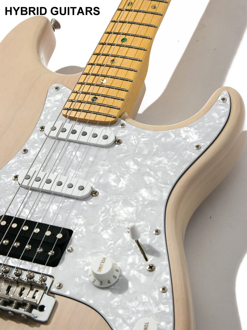 Combat Stratocaster with Bare Knuckle White Blonde 9