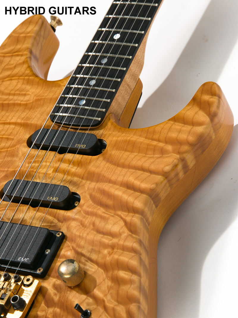 AIRCRAFT AC-5 Quilted Maple Natural 9