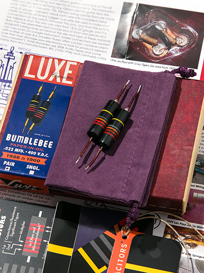 Luxe 1956-1960 Matched Pair of Luxe Oil-Filled .022mF Bumblebee Capacitors