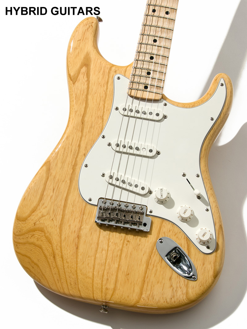 Fender USA American Vintage 70s Stratocaster Natural 3