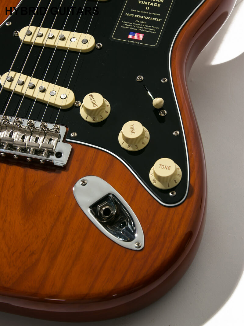 Fender American Vintage II 1973 Stratocaster Maple Mocha 10