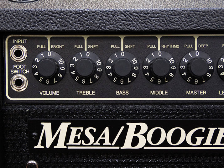Mesa/Boogie MarkIII Blue Stripe with Hard Case 2