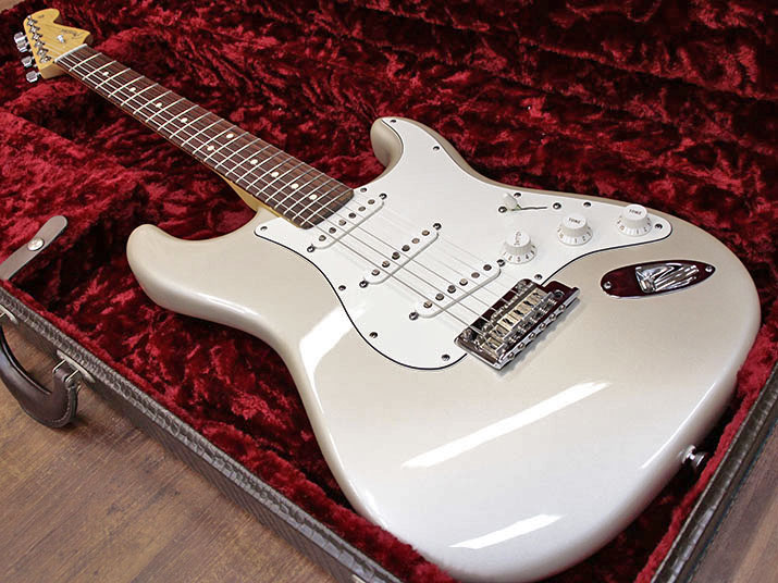 Fender USA American Standard Stratocaster BLZ/R 2