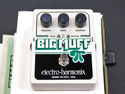 Electro-Harmonix Big Muff Pi with Tone Wicker