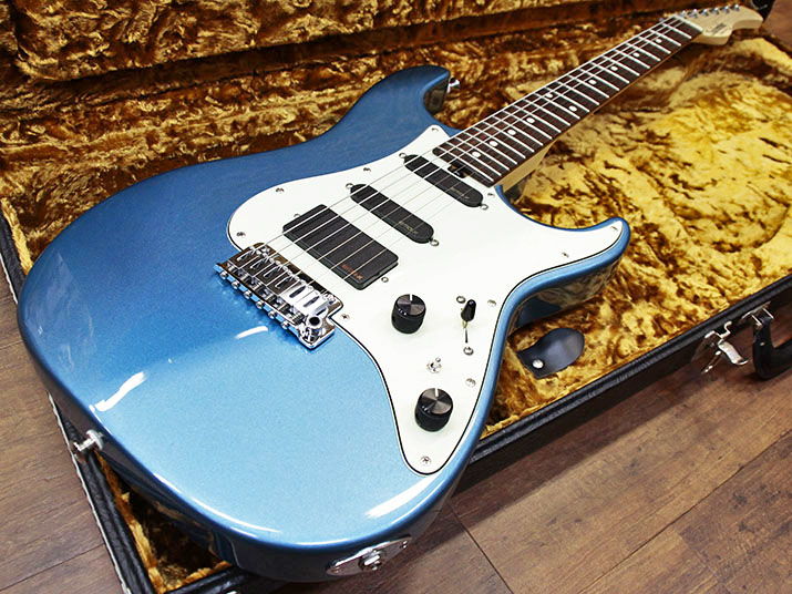 Sadowsky TYO Modern Edge Strat Lake Placid Blue 1