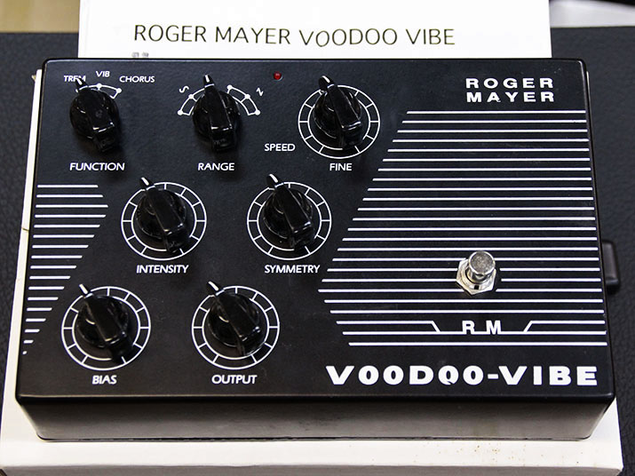 Roger Mayer Voodoo-Vibe 1