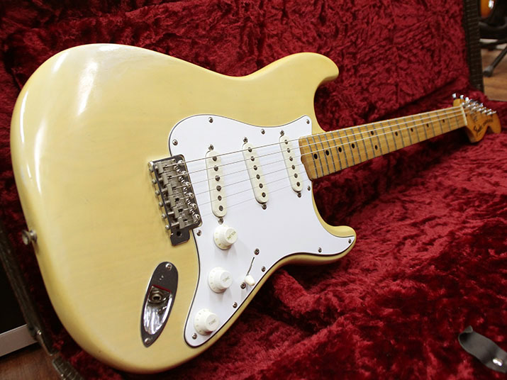 Fender USA Stratocaster '76 1