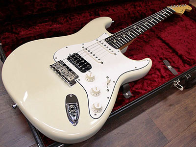 Fender Custom Shop Team Built Classic Player Stratocaster Olympic White