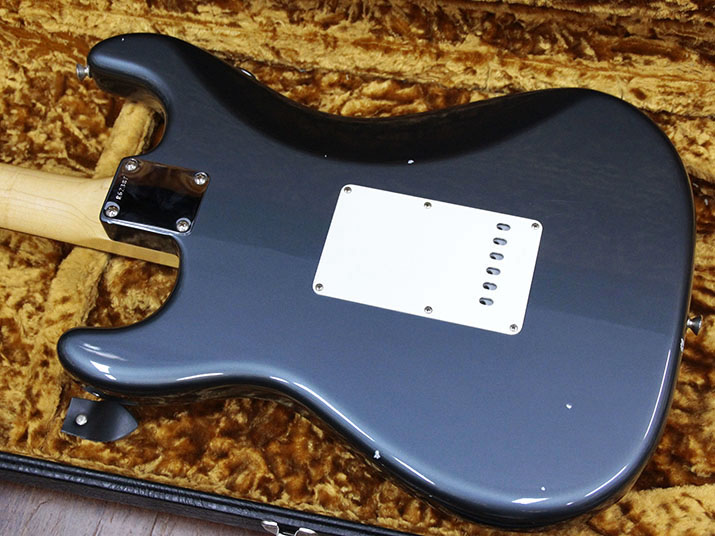 Fender Custom Shop 1960 Stratocaster NOS Charcoal Frost Metallic 4