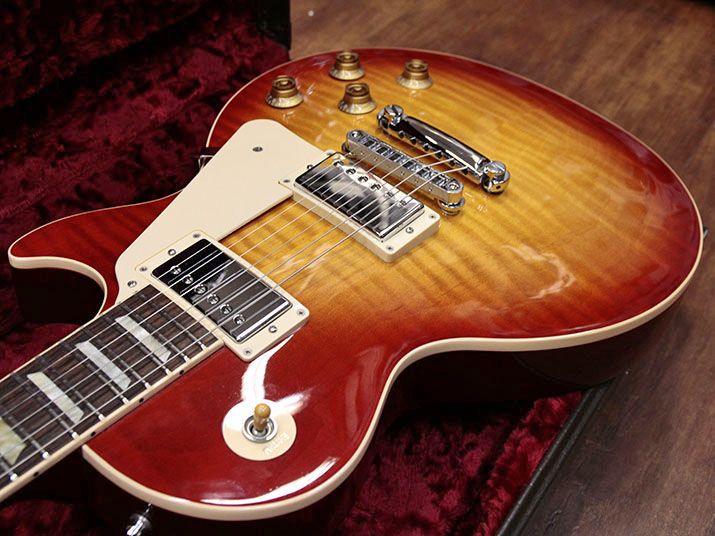 Gibson Les Paul Standard Plus Top Cherry Sunburst 2