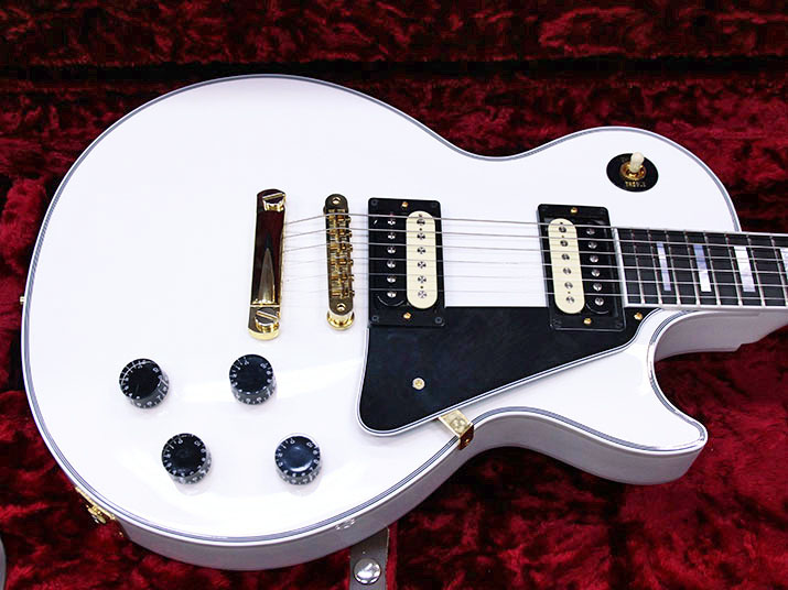 Gibson Custom Shop Les Paul Custom White 2