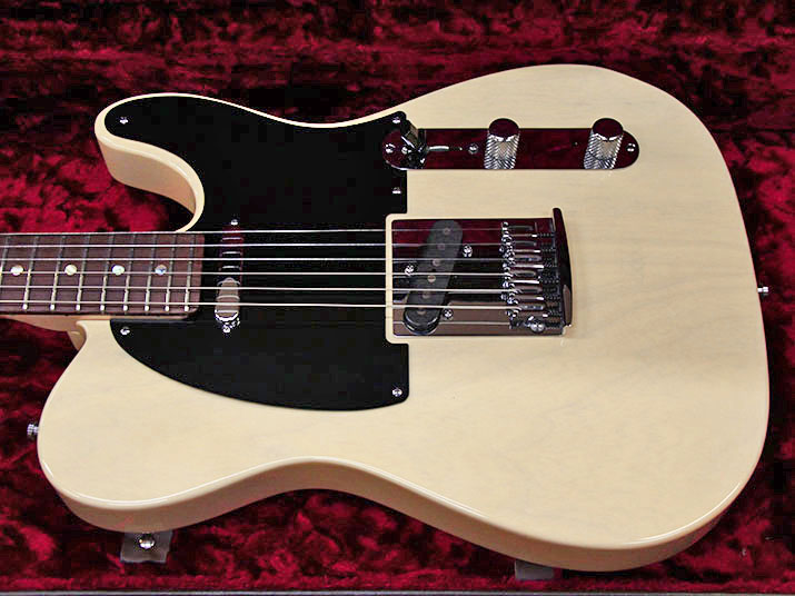 Fender Custom Shop Custom Deluxe Telecaster Blonde Birdseye Maple Neck 2