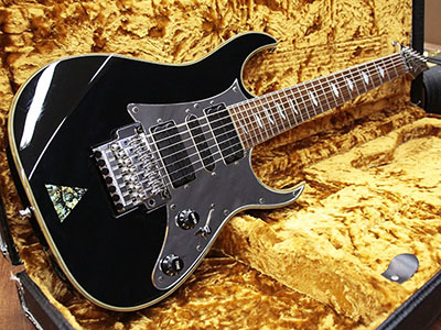 Ibanez Universe UV777 Steve Vai Signature