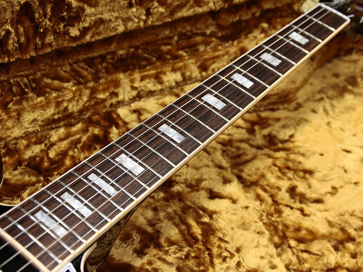 Gibson Custom Shop ES-390 Sunburst 5