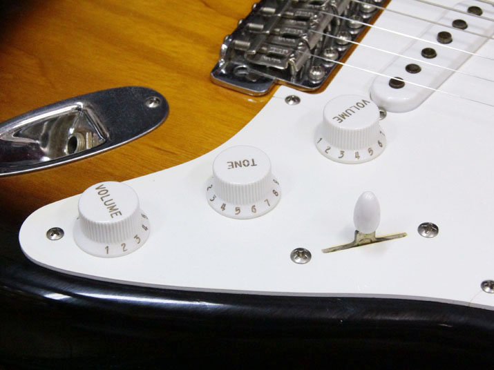 Fender Custom Shop Master Built 50th Anniversary 1954 Stratocaster 2TB by Christopher W. Fleming 4