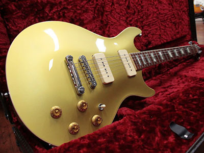 b3 Fire Gold Top