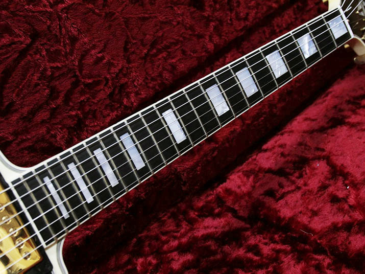 Gibson Custom Shop Flying V Custom Classic White Gloss Ebony Fingerboard 5