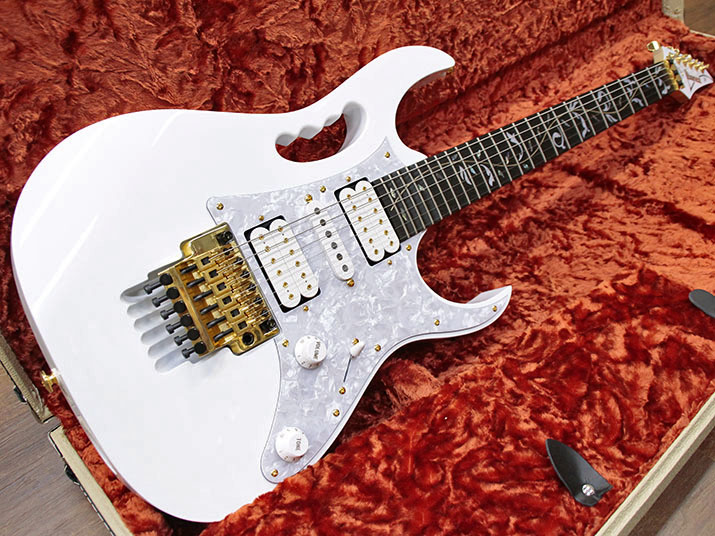 Ibanez JEM7V White 1