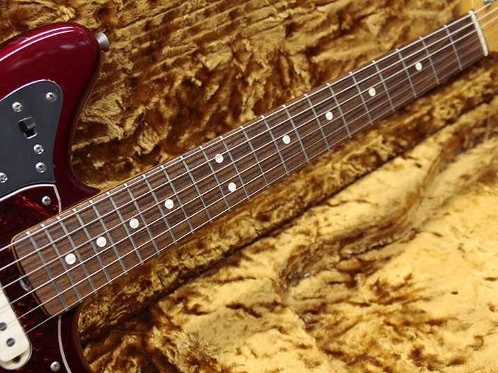 Fender USA American Vintage 62 Jaguar Candy Apple Red 5
