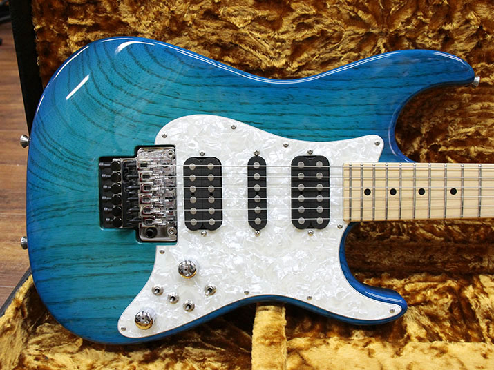 Tom Anderson Classic Bora to Transparent Blue Burst 2