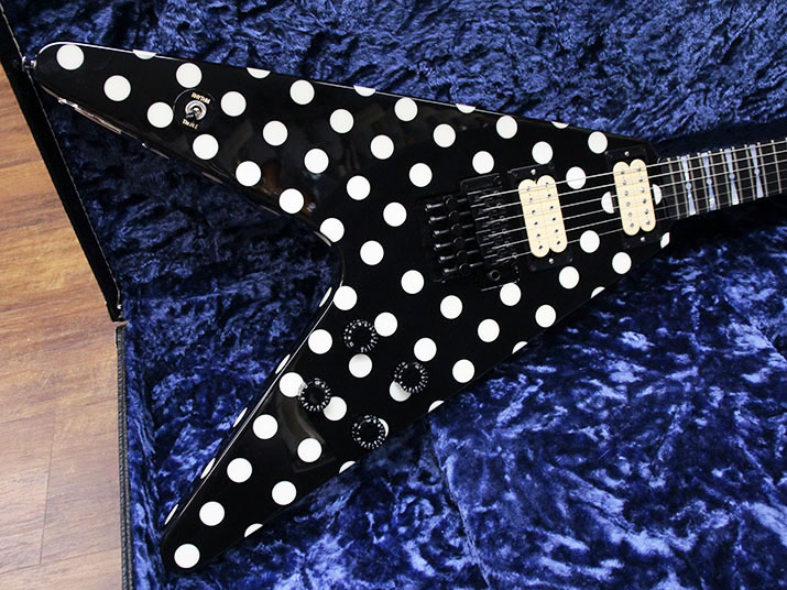 GMW Guitar Works GMW Polka Dot V Zakk Wylde 2