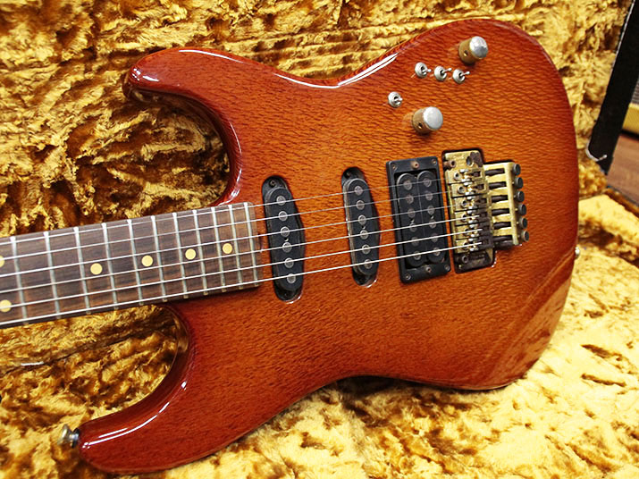 Tom Anderson Grand AM Lacewood Honey Burst  2